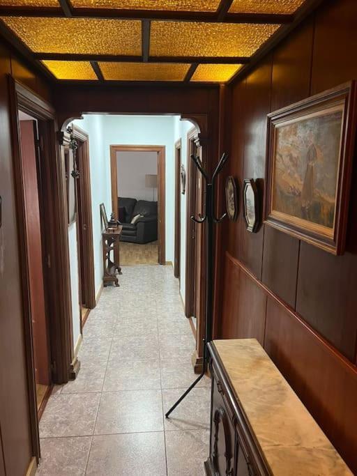 バリャドリドPiso 5 Min A Pie Del Centro Parking Gratisアパートメント エクステリア 写真